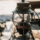 Barebones Kabellose Lampe „Railroad Lantern“.