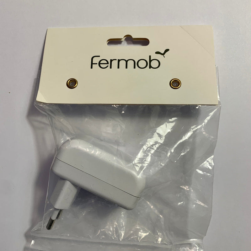 Fermob Chargeur USB Original 5V 2A pour lampes Balad, Mooon et Aplô 