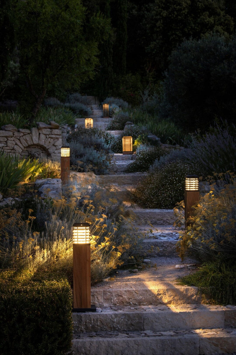 Les Jardins Tekura Lanterne solaire moyen modèle solaire 500 Lumens 